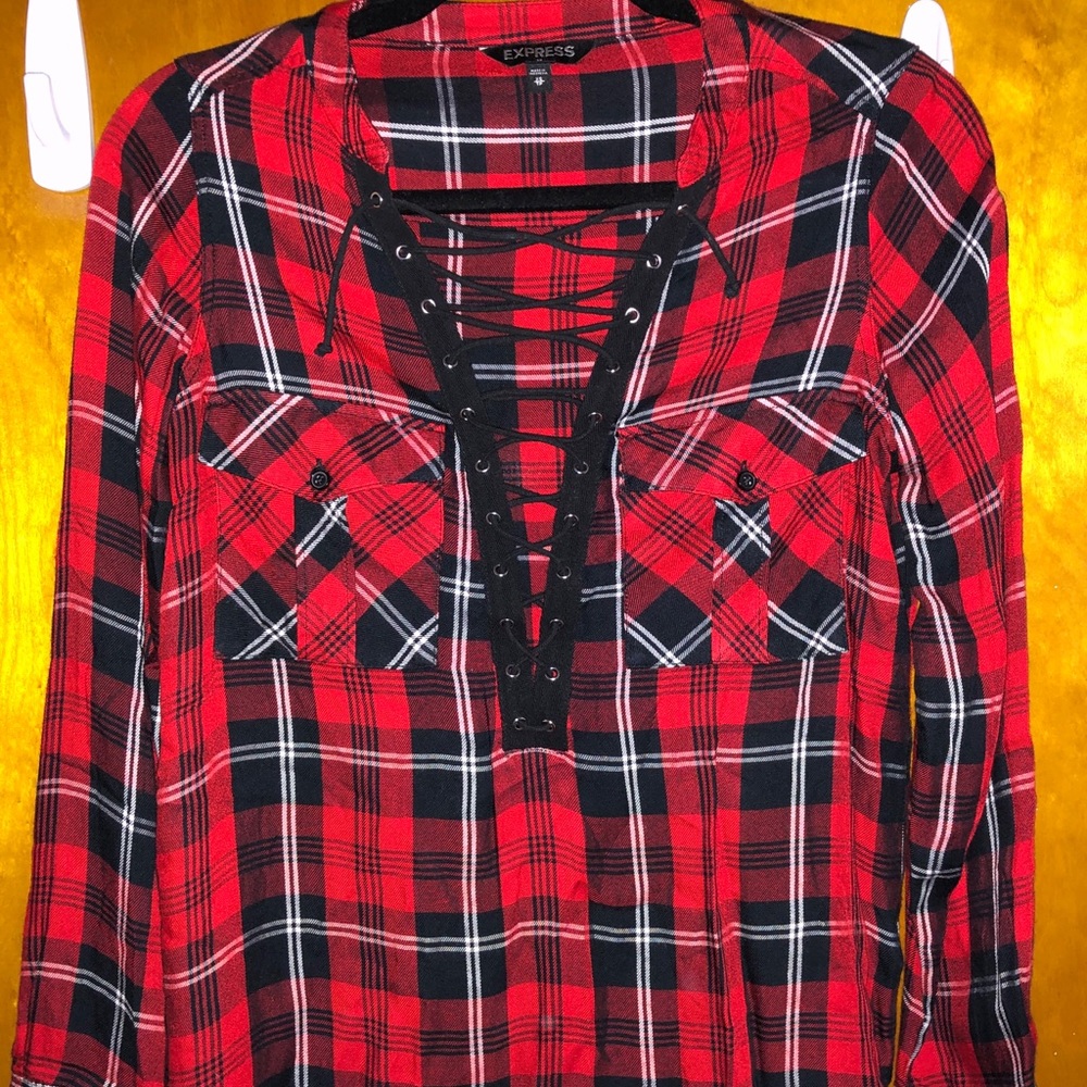 EXPRESS women’s top